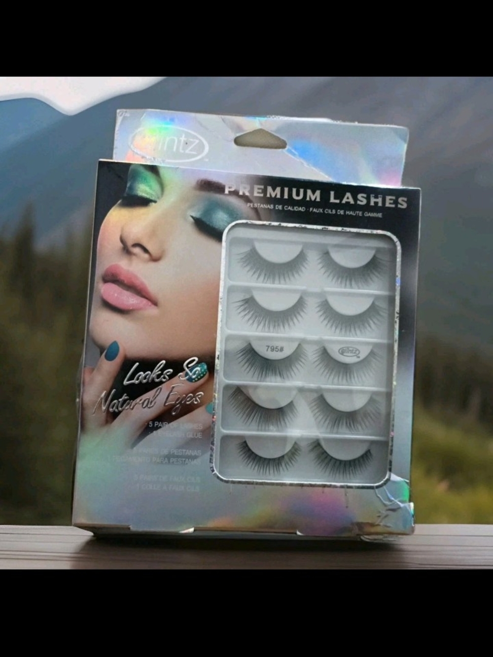 Premium False Eyelashes - Natural Black Lashes (5 Pairs)